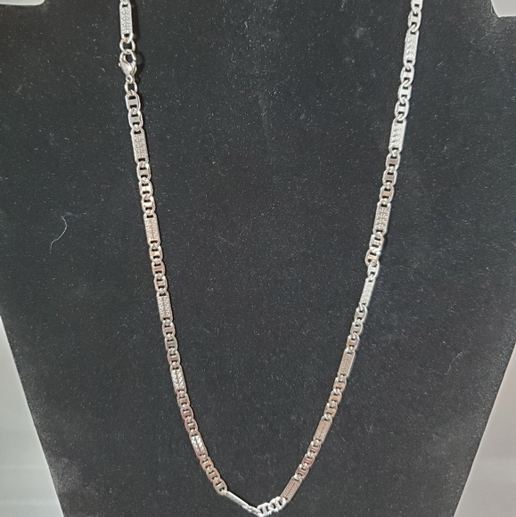 NWOT sterling silver boxed hoop linked chain